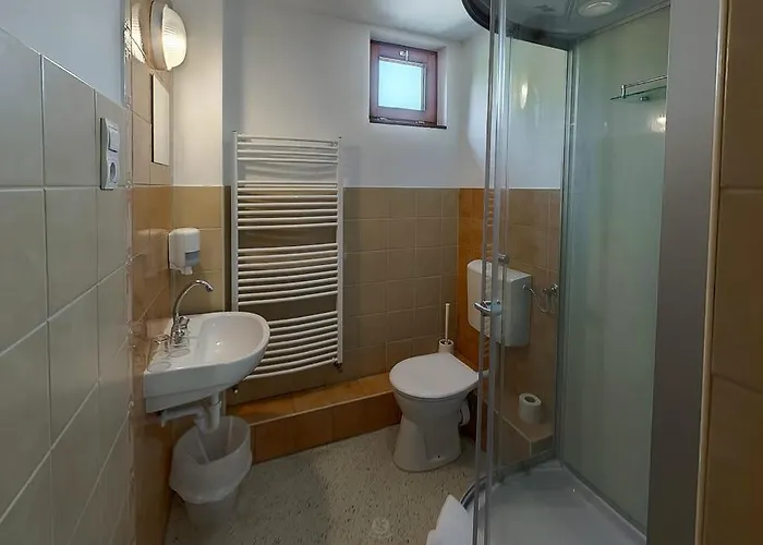 בית הארחה Arena Kemping & Vendeghaz בודפשט